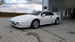 Lotus Esprit 1 von 2 angemeldeten in Deutschland